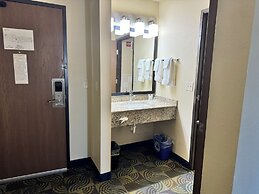 AmericInn by Wyndham Kewanee