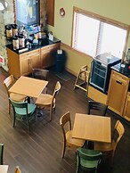 AmericInn by Wyndham Kewanee