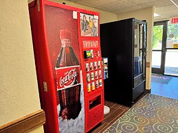 AmericInn by Wyndham Kewanee