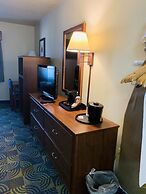 AmericInn by Wyndham Kewanee