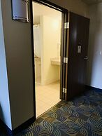 AmericInn by Wyndham Kewanee