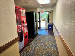 AmericInn by Wyndham Kewanee