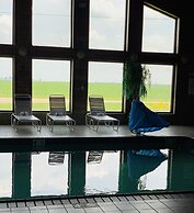 AmericInn by Wyndham Kewanee
