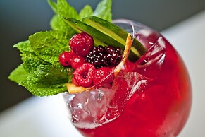 Central Athens Hotel