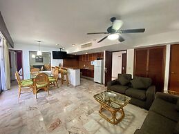 Costa Sur Resort & Spa