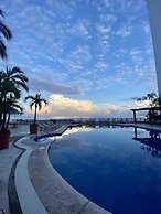 Costa Sur Resort & Spa