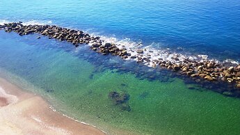 Costa Sur Resort & Spa