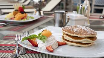 Costa Sur Resort & Spa