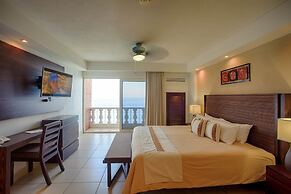 Costa Sur Resort & Spa