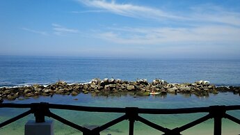 Costa Sur Resort & Spa