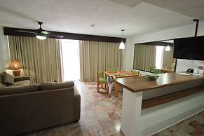 Costa Sur Resort & Spa