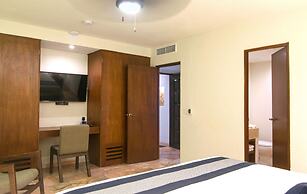 Costa Sur Resort & Spa