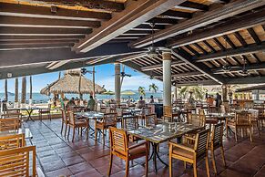 Costa Sur Resort & Spa