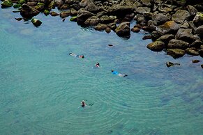 Costa Sur Resort & Spa