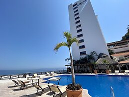 Costa Sur Resort & Spa