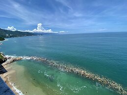 Costa Sur Resort & Spa