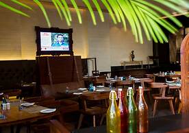 Lemon Tree Premier City Center Gurugram