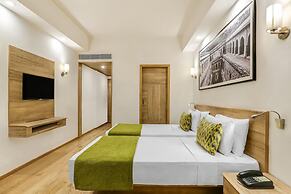 Lemon Tree Premier City Center Gurugram