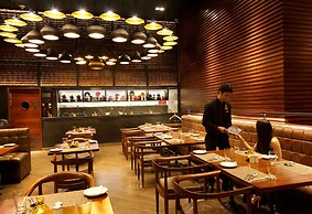 Lemon Tree Premier City Center Gurugram