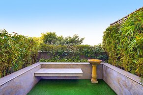 Lemon Tree Premier City Center Gurugram