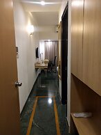 Lemon Tree Hotel, Udyog Vihar, Gurugram