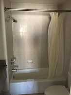 Economy Inn Monterey