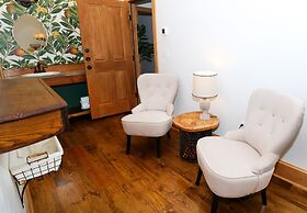 Sweetwater Branch Inn