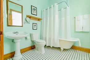 Sweetwater Branch Inn