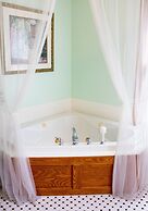 Sweetwater Branch Inn