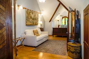 Sweetwater Branch Inn