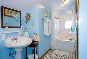 Sweetwater Branch Inn