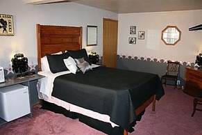 at the Waters Edge Bed & Breakfast