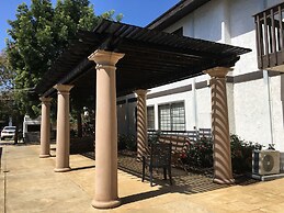 Lemon Tree Hotel & Suites Anaheim