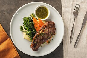 Sheraton Parkway Toronto North Hotel & Suites