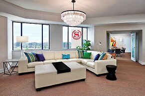 Sheraton Parkway Toronto North Hotel & Suites