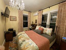 Avenue O Bed & Breakfast