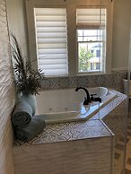 Avenue O Bed & Breakfast