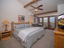 Taharaa Mountain Lodge