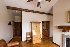 Taharaa Mountain Lodge