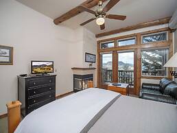 Taharaa Mountain Lodge