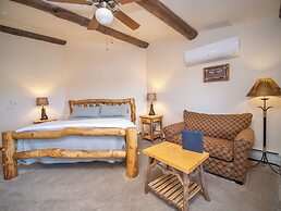 Taharaa Mountain Lodge