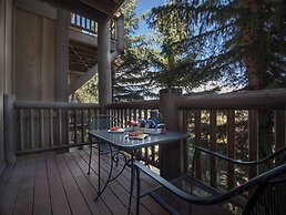 Taharaa Mountain Lodge