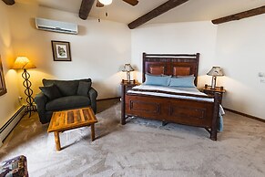 Taharaa Mountain Lodge