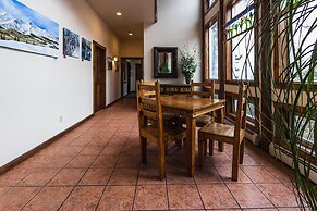 Taharaa Mountain Lodge