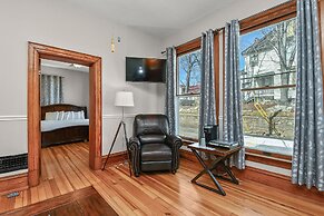 Captain Wohlt Inn Bed & Breakfast