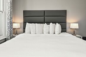 Captain Wohlt Inn Bed & Breakfast