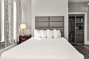 Captain Wohlt Inn Bed & Breakfast