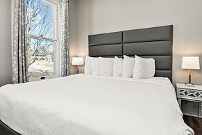 Captain Wohlt Inn Bed & Breakfast
