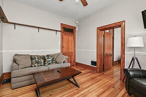 Captain Wohlt Inn Bed & Breakfast