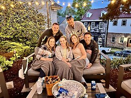 Captain Wohlt Inn Bed & Breakfast